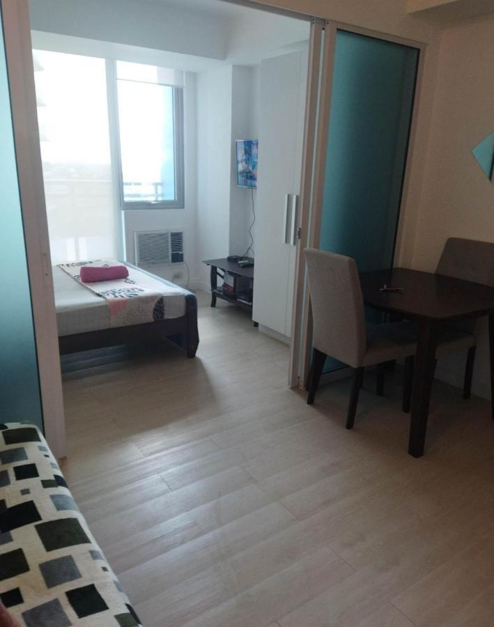 Home At Sm Bicutan 마닐라 외부 사진